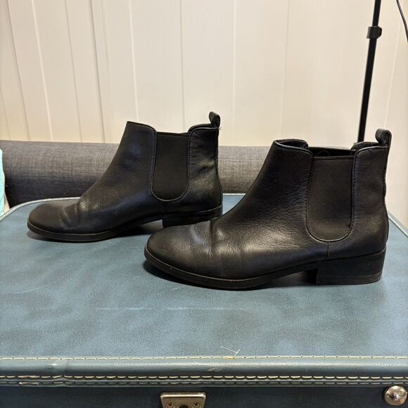 Cole Haan Womens Landsman Boot Size 9 Black Leather Chelsea Bootie Casual Comfy - Picture 2 of 7